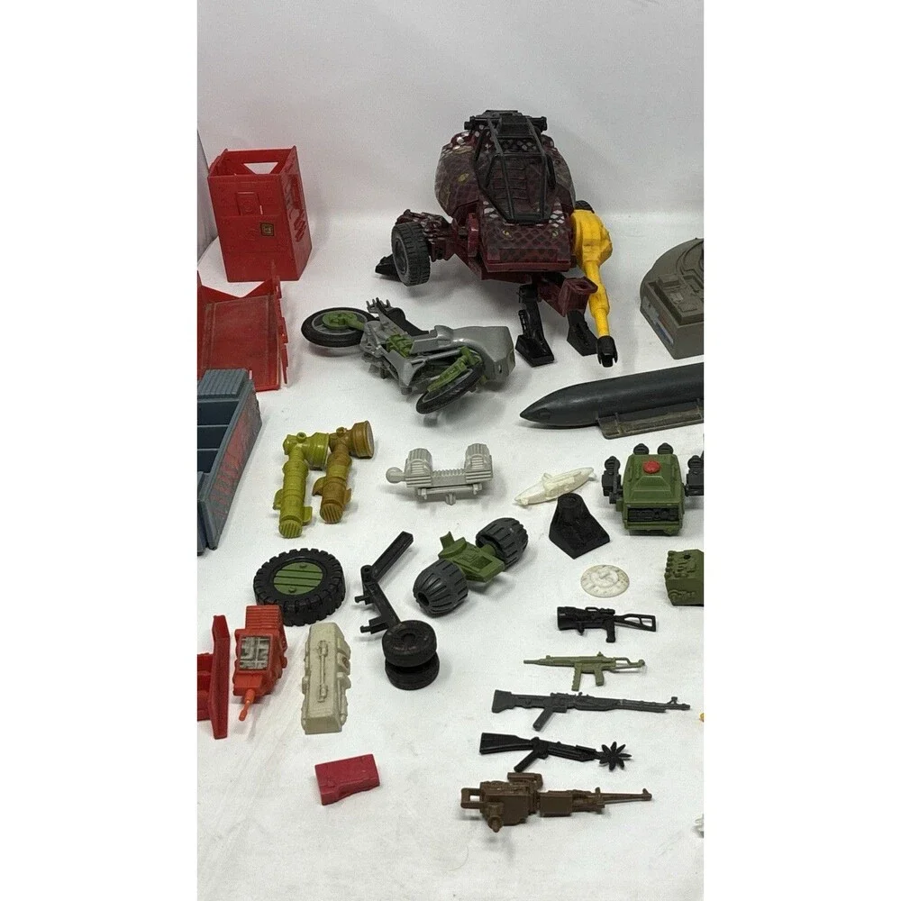 Huge Lot of Vintage GI Joe Parts and Pieces 50+ Hasbro 80's and 90's Cobra ARAH